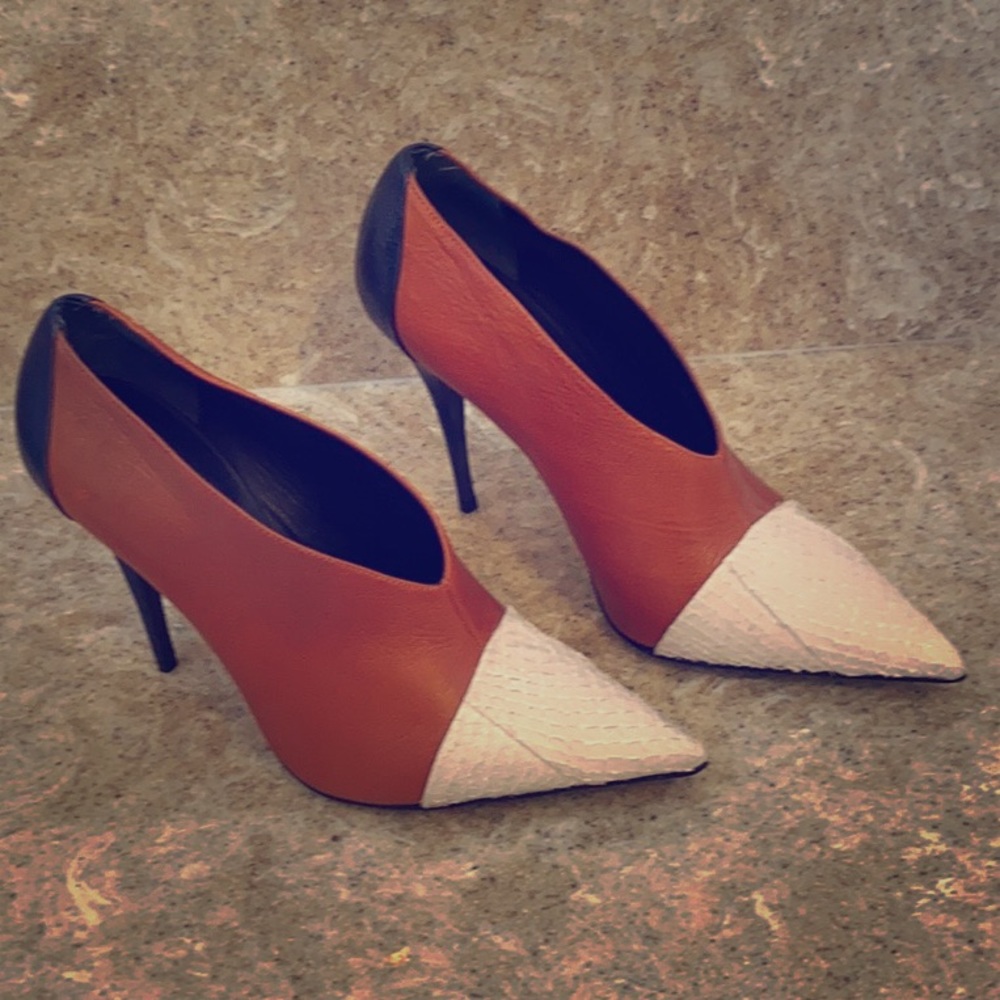 Never wore Narcisco Rodriguez size 7 beauties